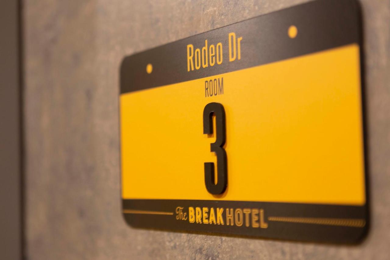 Break Hotel Vierzon Exterior foto